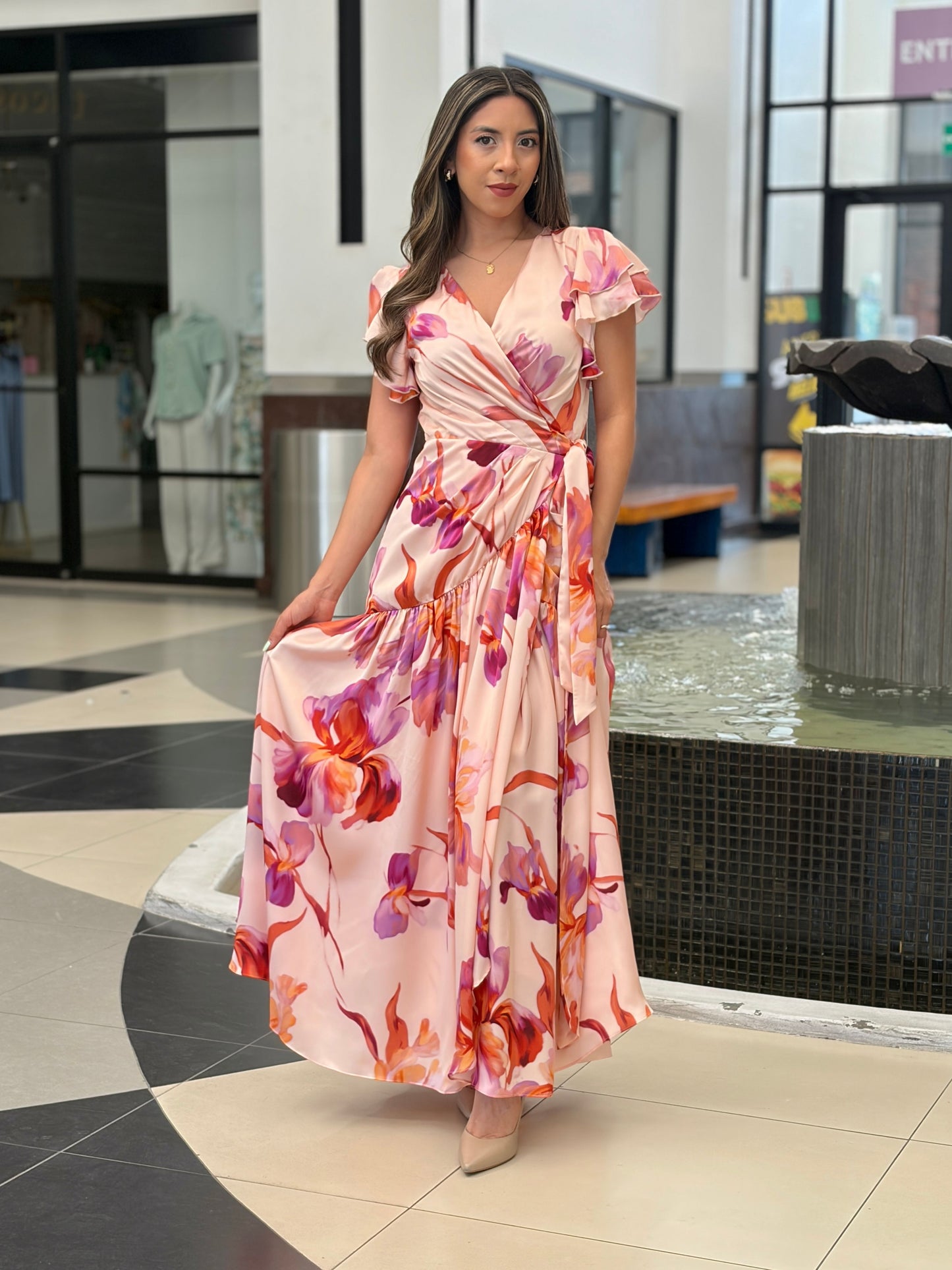 Vestido Midi de Flores con Mangas de Volantes Cascadas