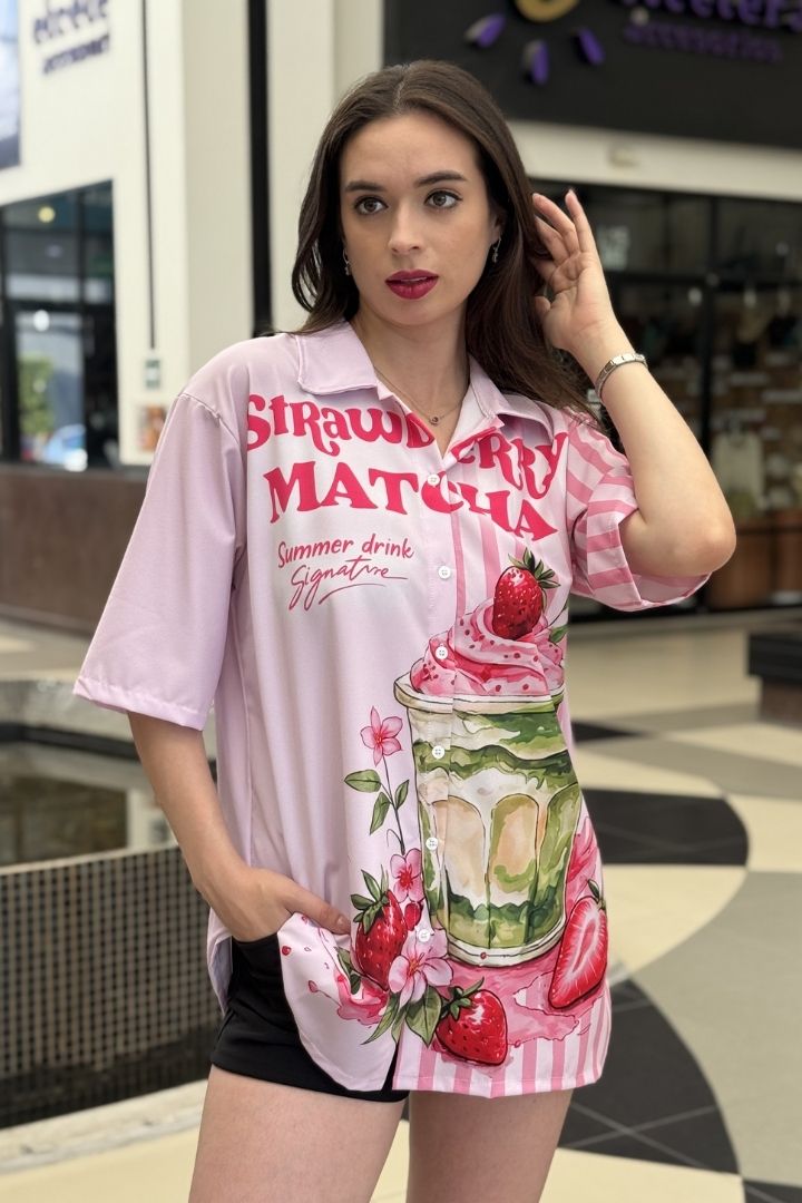 Camisera "Strawberry Matcha"