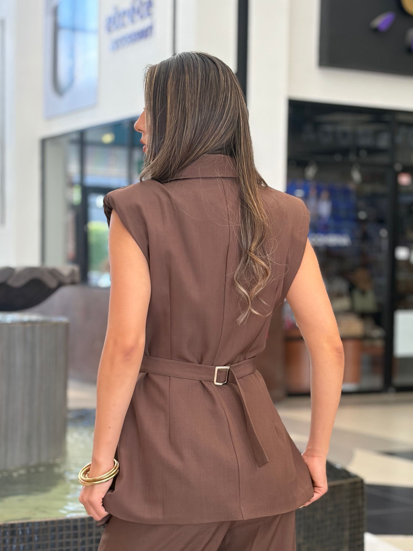Set Sastrero con Chaleco Blazer y Corsé de Encaje