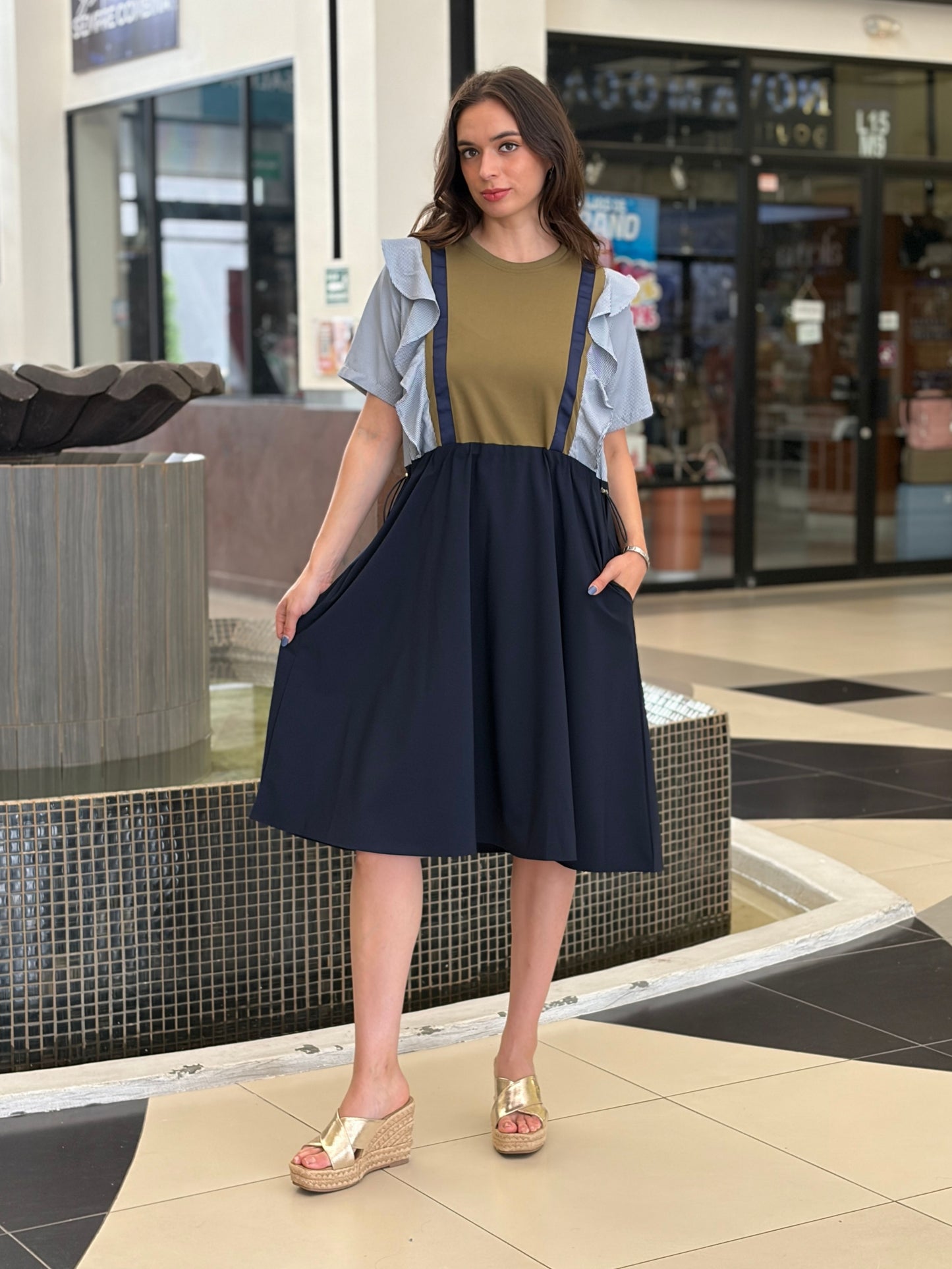 Vestido Combinado con Top Militar y Falda de Rayas