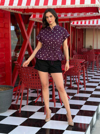 Short corto de vestir con dobladillo