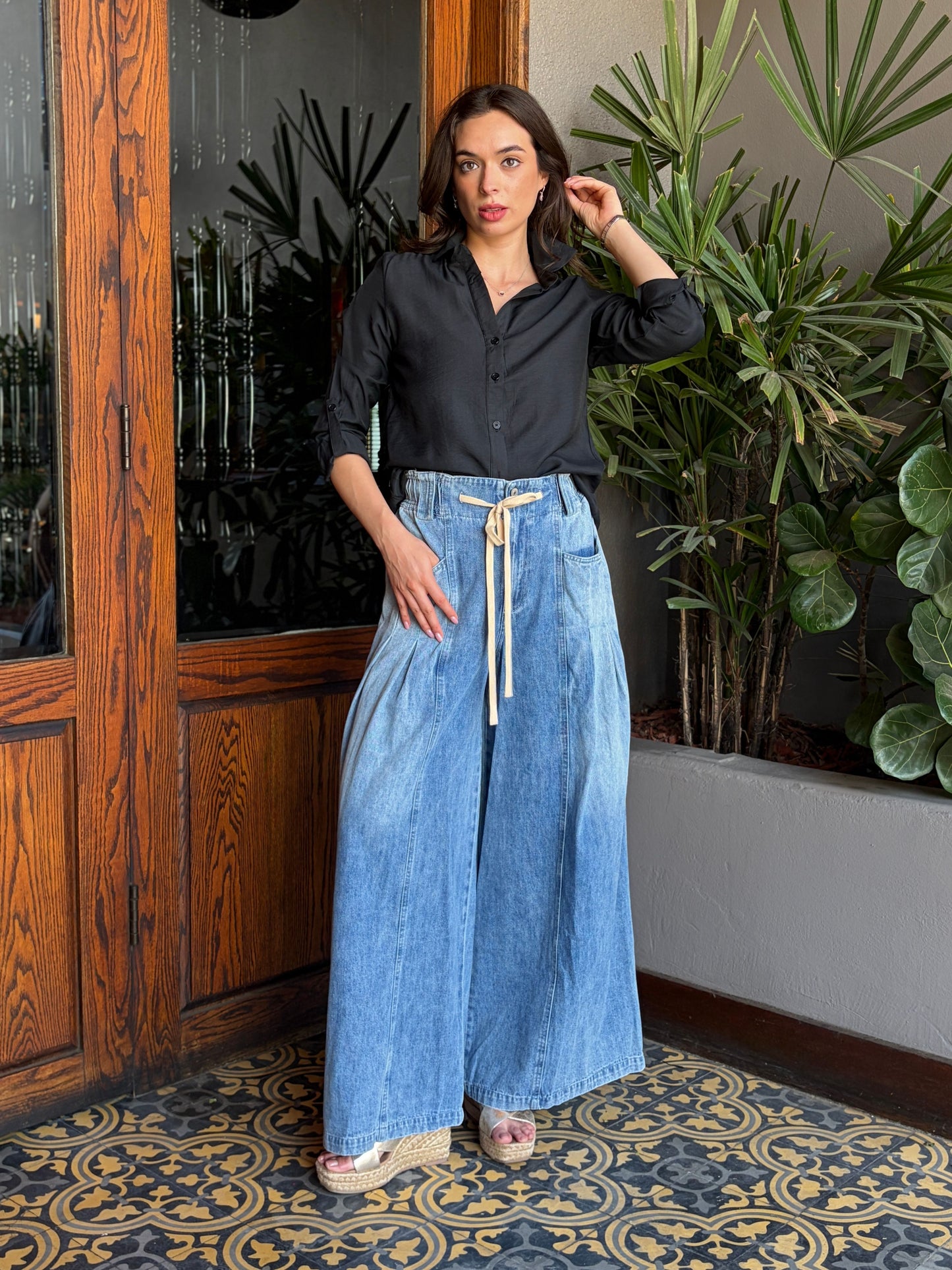 Camisa Satinada Clásica Utility
