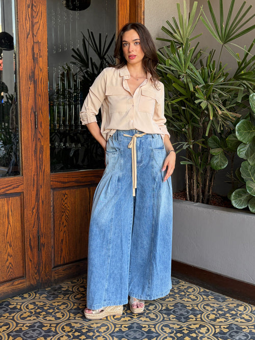 Camisa Satinada Clásica Utility