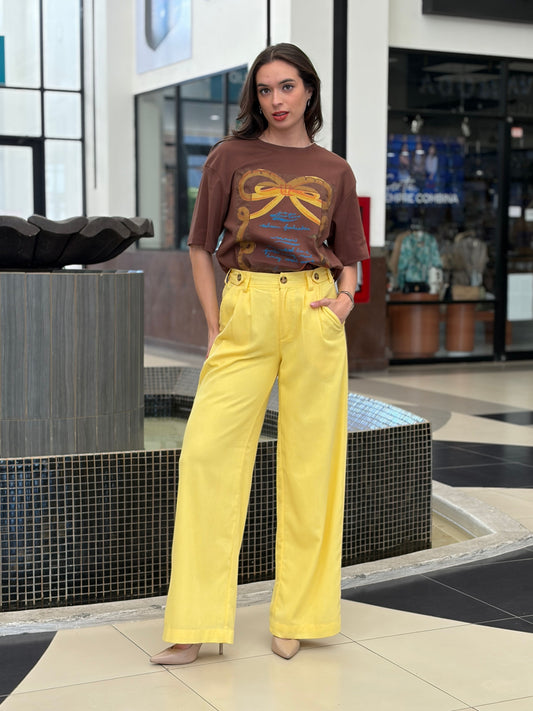Playera Chocolate Coquette Bow