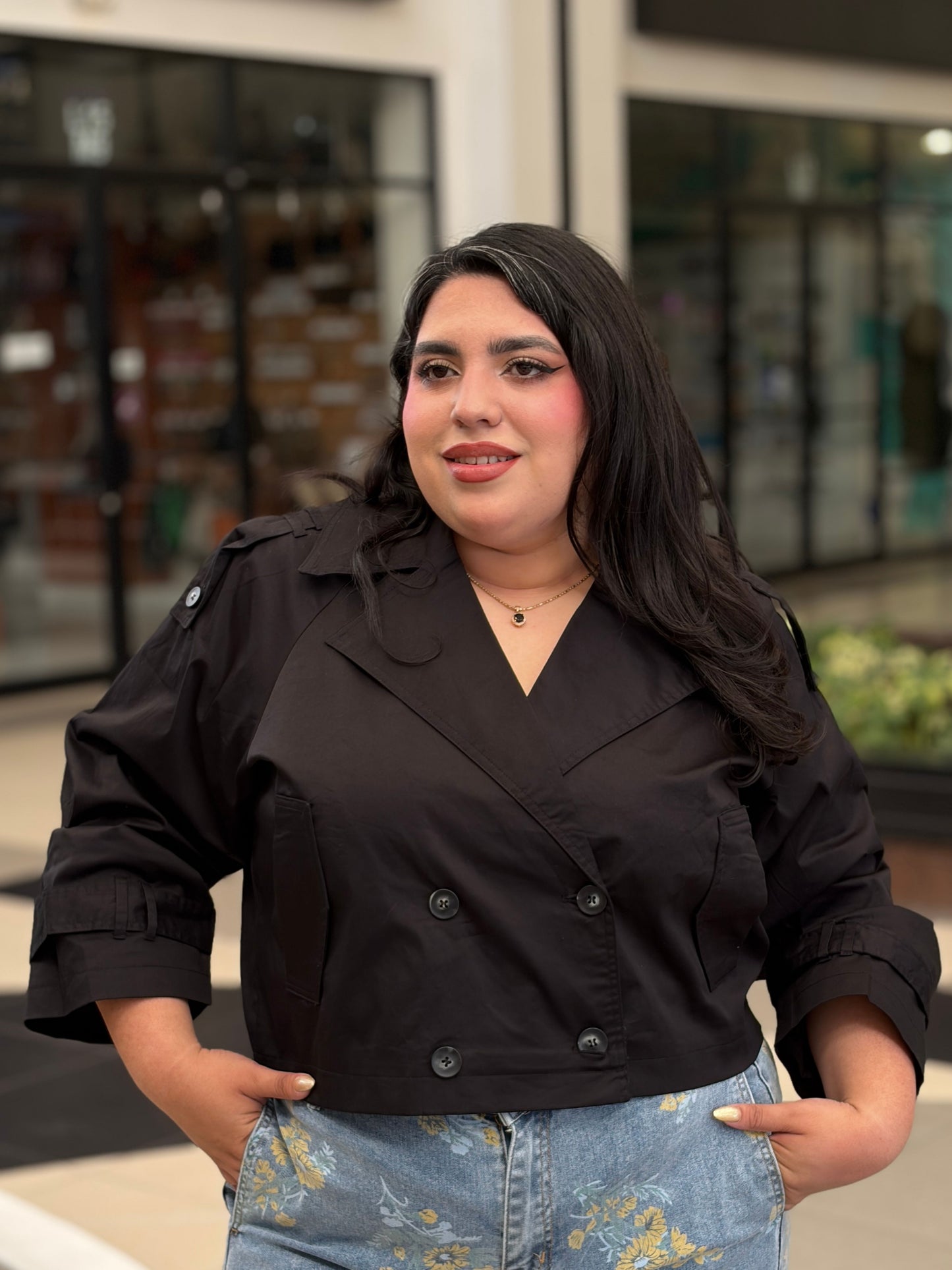 Chamarrina Cropped Estilo Trench Negra