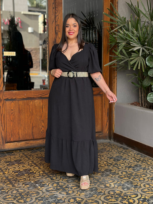 Vestido Maxi Negro con Escote Corazón