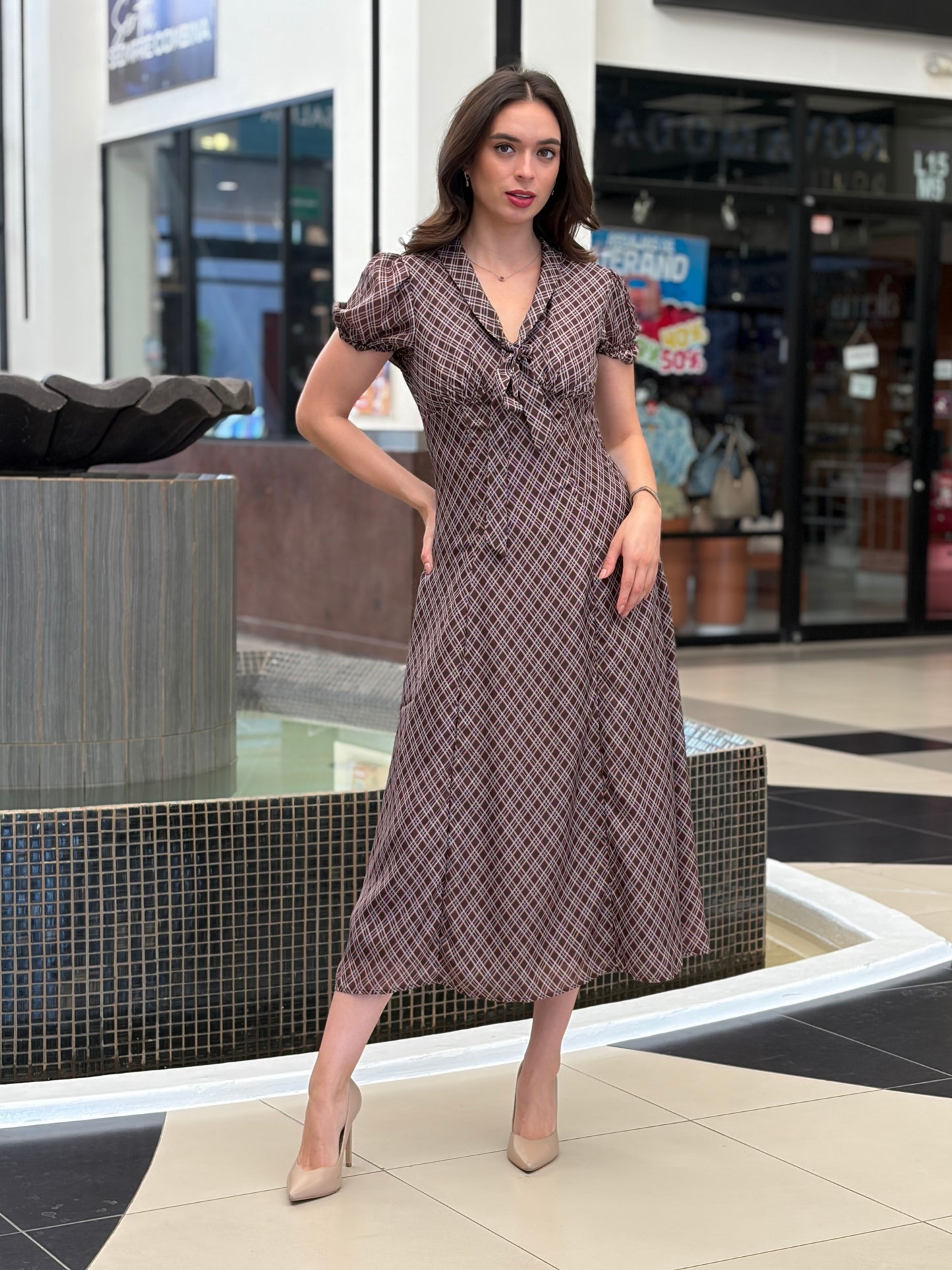 Vestido Corto Cuadros Café