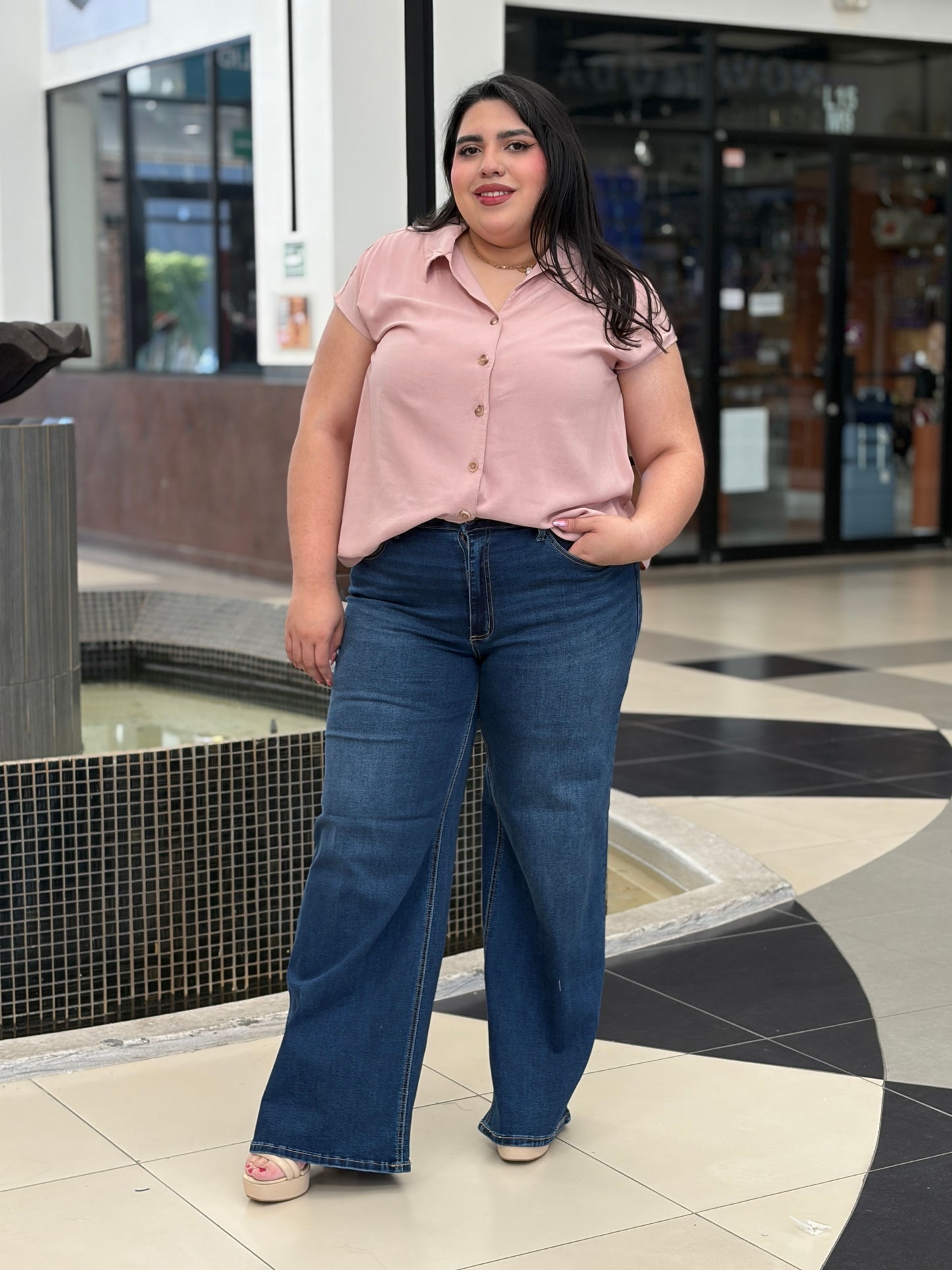 Blusa Camisera Clásica Manga Corta