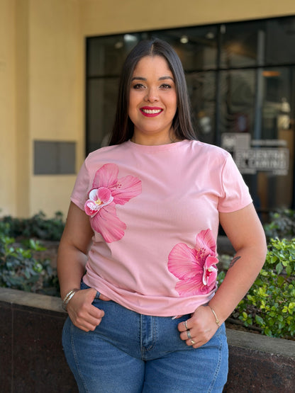 Camiseta con estampado floral
