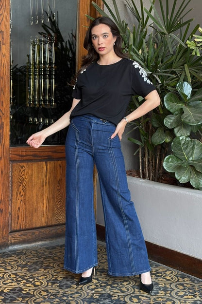Pantalón Wide-Leg con Costuras Contrastadas