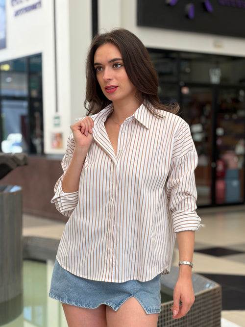 Blusa Camisera Oversize a Rayas Bicolor