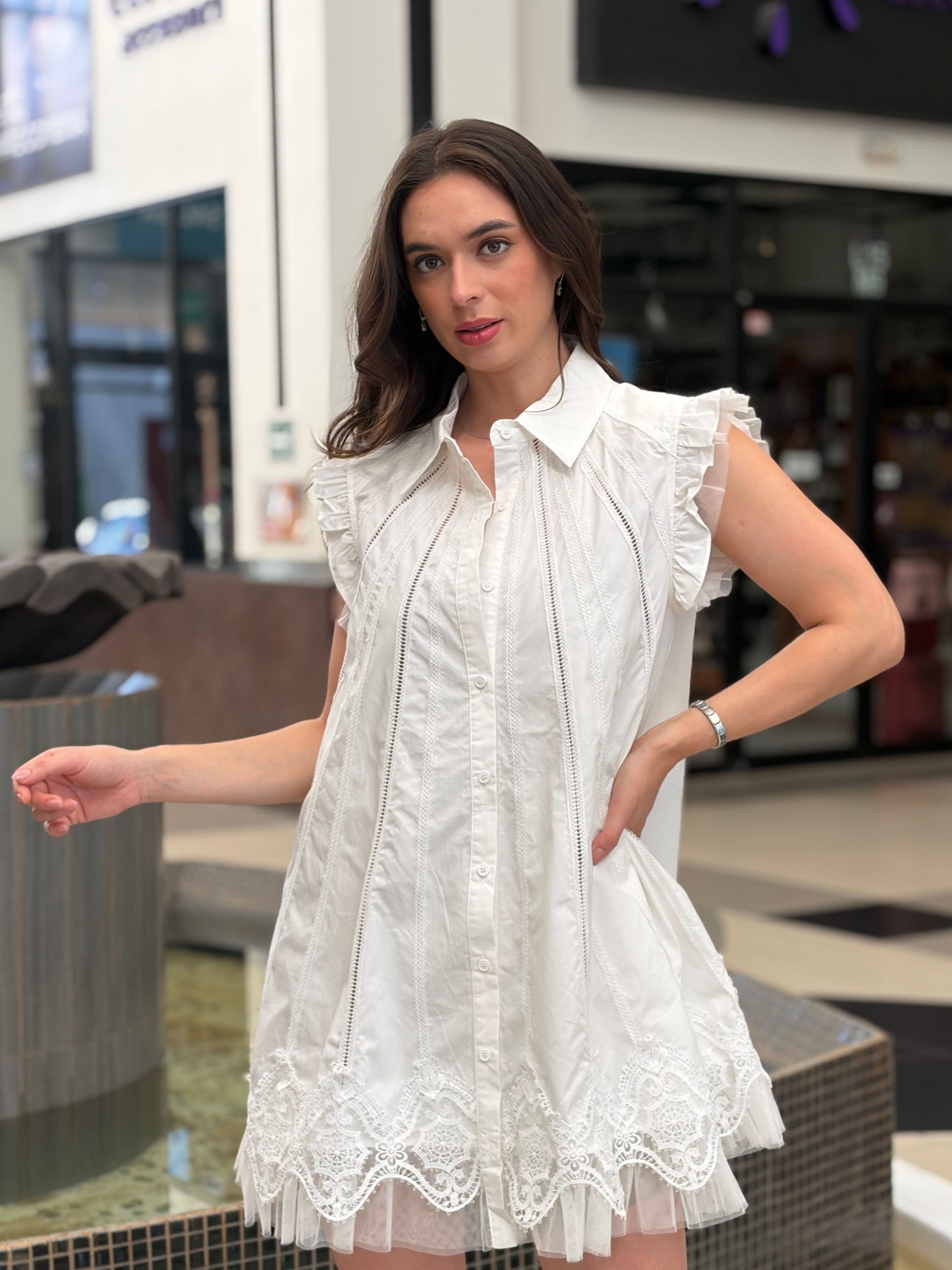 Vestido Romántico Blanca con Calados y Holanes
