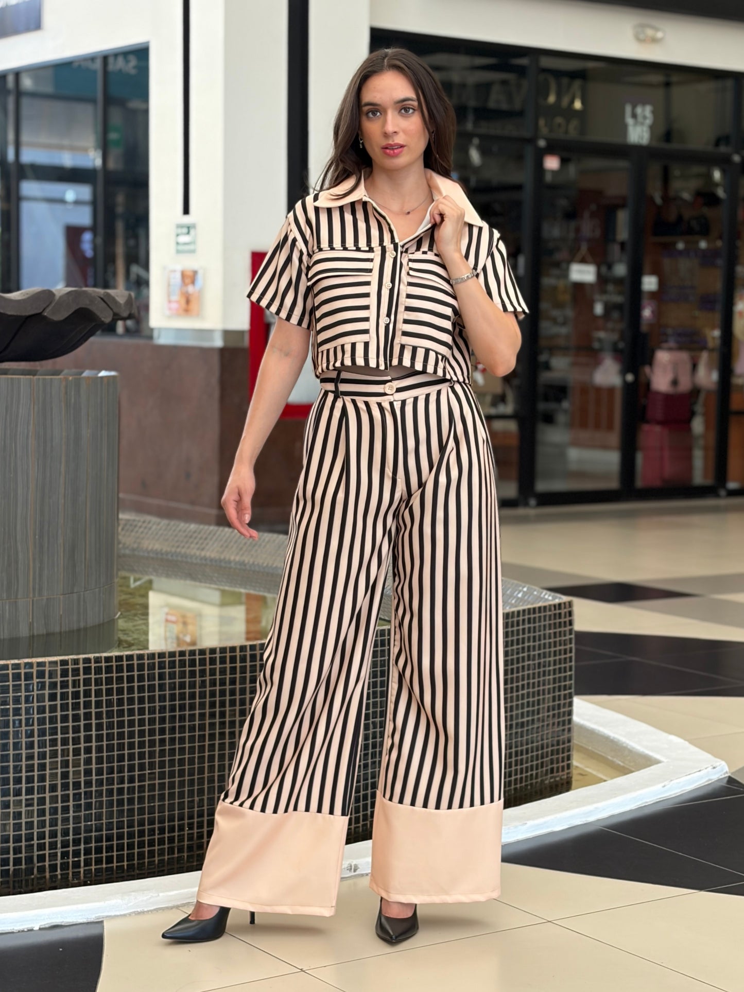 Set Coorporativo/Casual de Rayas Beige y Negro