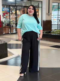 Pantalón Wide Leg con Franja Lateral Sporty Chic