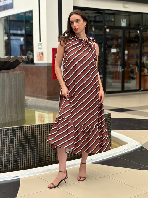 Vestido Midi Asimétrico a Rayas Diagonales