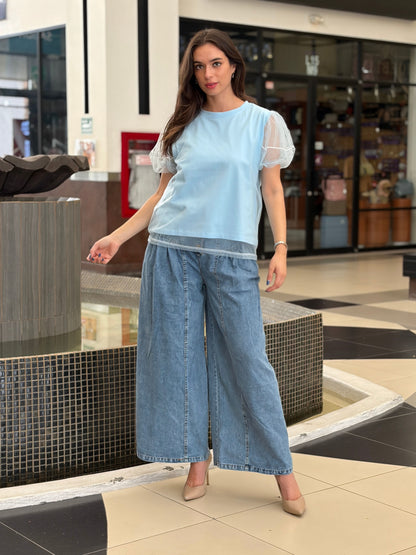 Playera Casual con Mangas de Tul Abullonadas