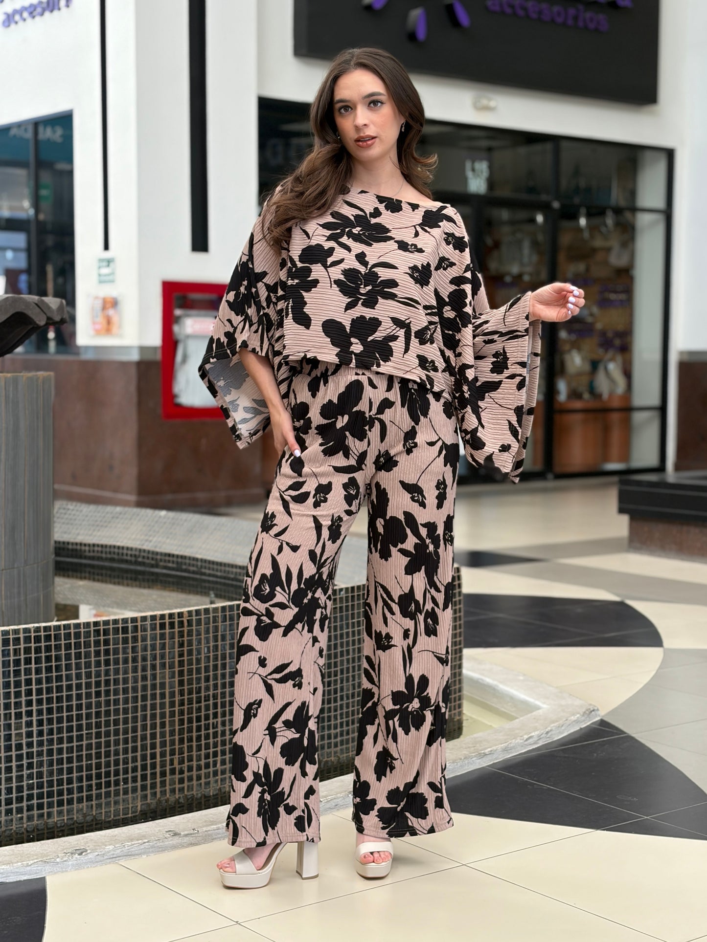 Conjunto de Dos Piezas Plisado