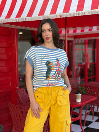 Playera de rayas con gráfico de perrito dachshund