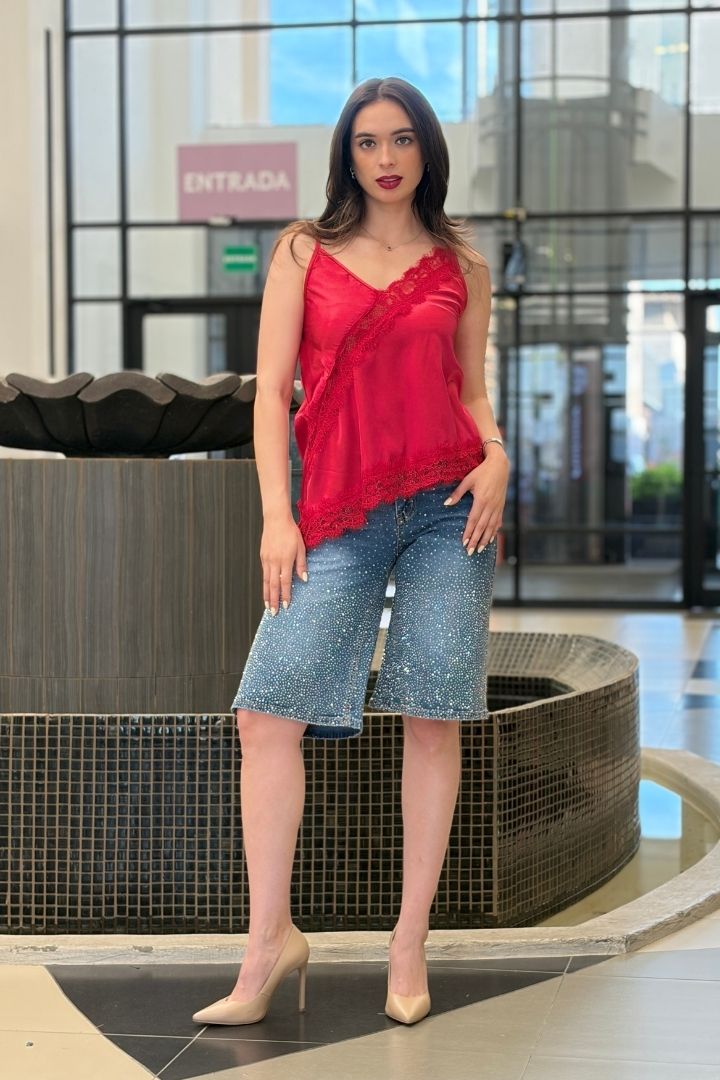 Shorts de Mezclilla Tipo Bermudas con Apliques de Brillo