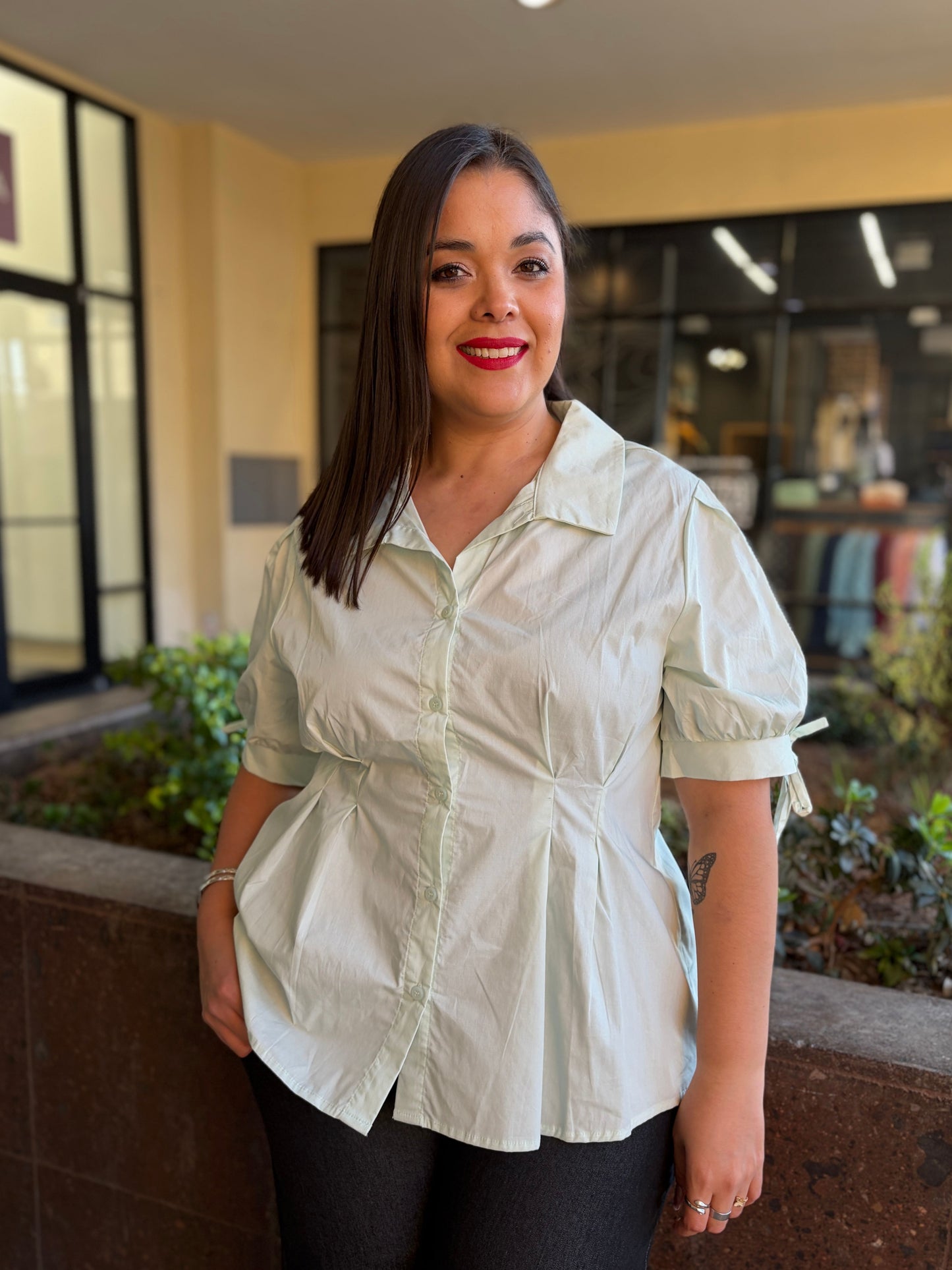 Blusa "Peplum" con Lazo en Mangas